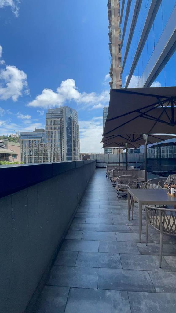 Holiday INN Express - Macao City Centre - Breakfast in Restaurant.